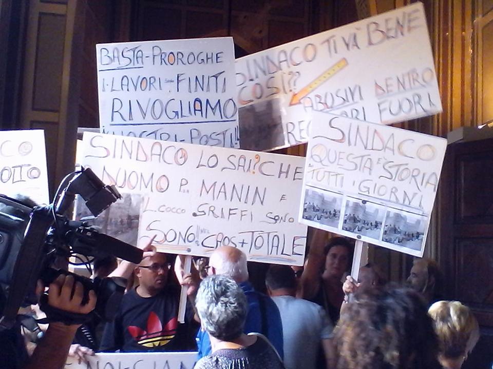 protesta bancarellai in cons com