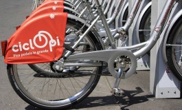 Antoni (M5S): "Al posto dello spazio lasciato dai cassonetti mettiamo rastrelliere per bici"