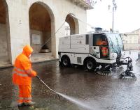 Pisa, operativo il nuovo contratto di manutenzione e pulizia delle strade