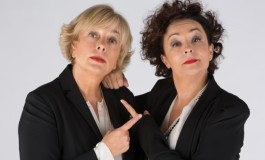 Katia Beni e Anna Meacci tornano alla Città del Teatro di Cascina con SCOOP!