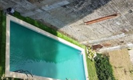 Pisa, la piscina abusiva lungo le Mura sarà demolita