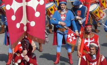 Pisa porta la Luminara e il Corteo delle Repubbliche Marinare a Saint Tropez