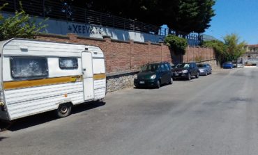 Pisa, rimosso l’insediamento abusivo nel parcheggio di via da Morrona