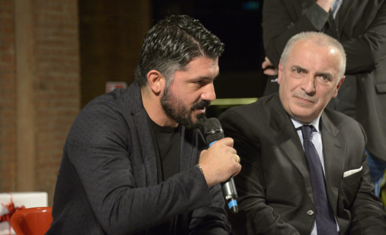 Gli auguri di Natale di Mister Gattuso ai tifosi