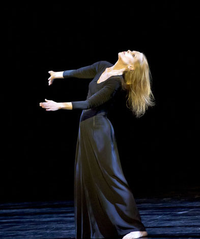 Pisa, Carolyn Carlson in scena al Teatro Verdi giovedì 30 marzo