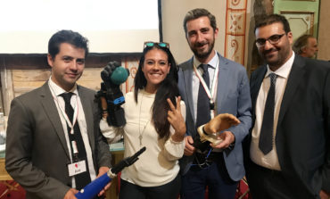 La mano robotica “SoftHand Pro” protagonista di un incontro con l’atleta paralimpica Giusy Versace