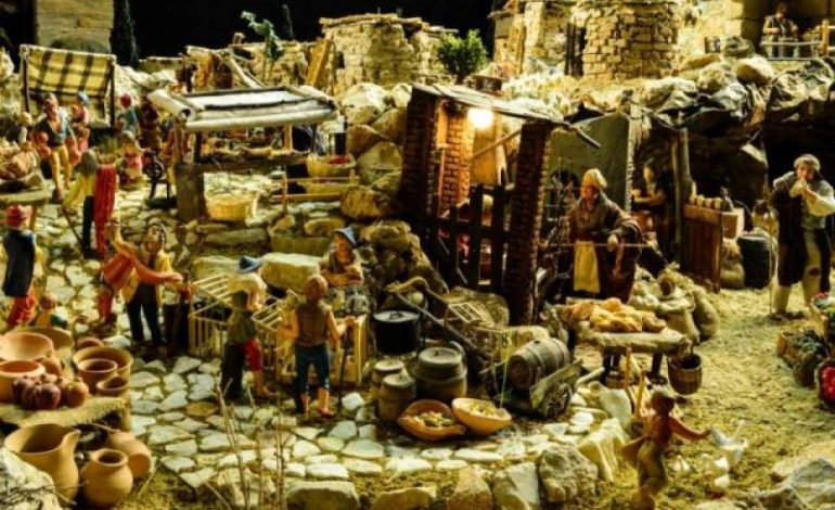 Presepi Di Natale.A Calcinaia Inaugurazione Del Nuovo Presepe Di Natale Pisa24 Info