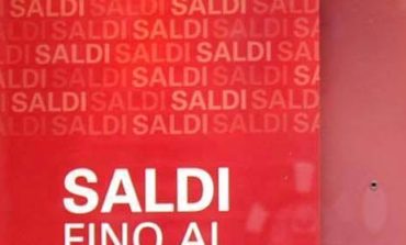 Saldi, ConfcommercioPisa Pisa: "Avvio a rilento: più scontrini e meno incassi"