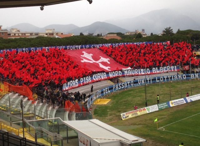 Delusione derby: la Lucchese vince all’Arena Garibaldi con rete di Cecchini