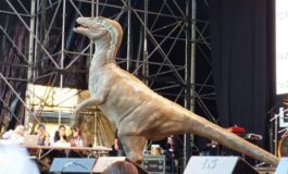 Arriva a Fornacette il velociraptor Blue