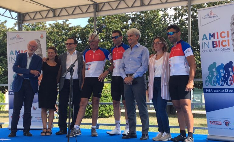 Grande partecipazione per Amici in bici con Saint-Gobain