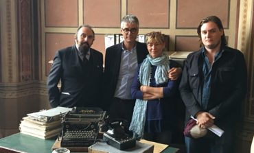 L’assessore Buscemi incontra i produttori del film “Il Caso Collini” in occasione delle riprese all’interno del Comune