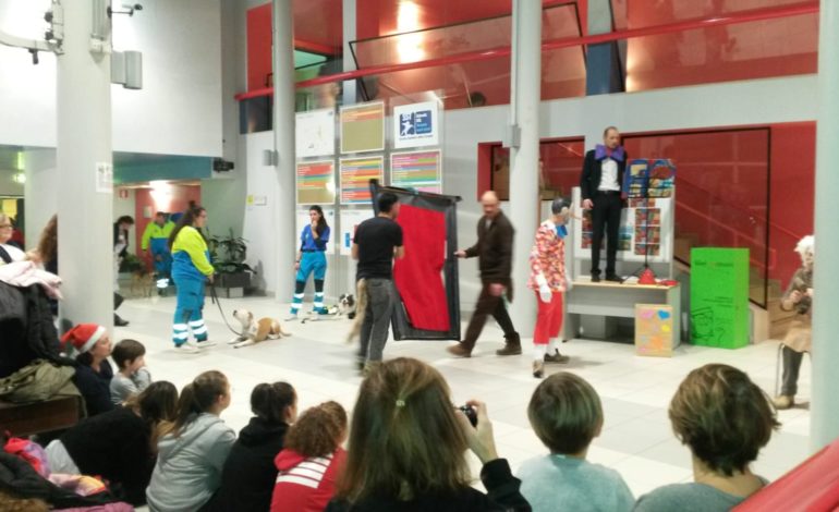 I genitori dei bambini dell’Asilo Nido “Il Bruco e la farfalla” di Fornacette attori per beneficenza
