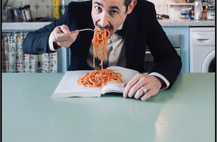 “Passo dopo” di e con Francesco Bottai