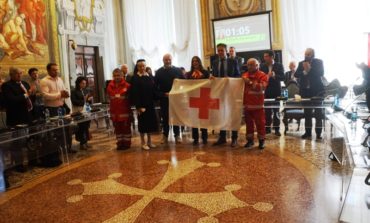 Pisa, issata la bandiera CRI per la Giornata internazionale della Croce Rossa