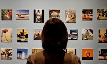 Inaugurata a Palazzo Blu la mostra "Il mondo in un bicchiere"