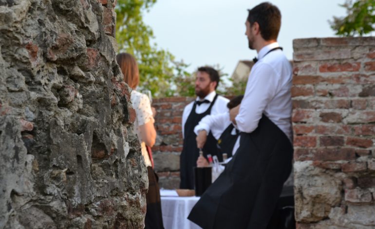 Mura di Pisa, degustazioni di vini e visita guidata fotografica