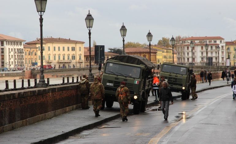 Piena dell’Arno, allerta meteo per rischio idraulico declassata a gialla, domani scuole, università e uffici pubblici aperti