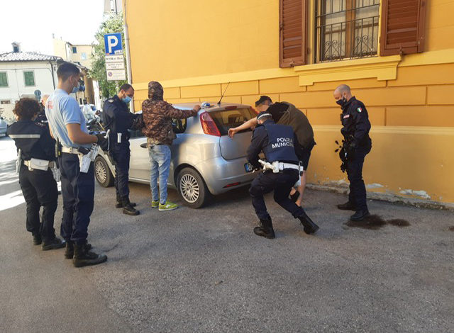Polizia Municipale, sgomberati due immobili occupati abusivamente in zona via Cattaneo