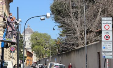 Si sostituiscono le telecamere ai varchi Ztl in centro a Pisa