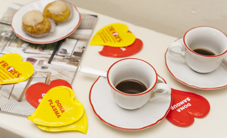 Per San Valentino cuori rossi e gialli per promuovere la donazione