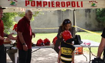 L’assessore Munno incontra i bambini delle scuole pisane a “Pompieropoli”