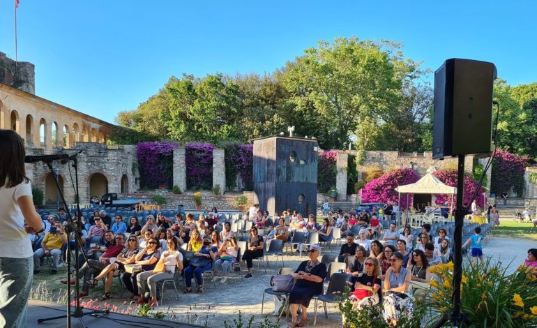 ﻿“La scuola si racconta”: grande successo per l’iniziativa al Giardino Scotto