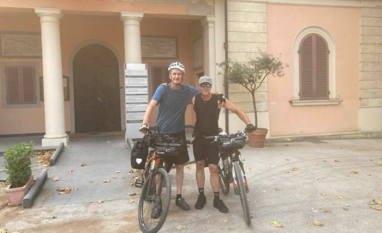 ﻿Da Calcinaia a Sofia in sella a due bici
