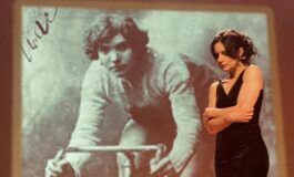 Metti una sera a Cascina con  “Due volte più brave. Le prime donne” di e con Cristina Sarti