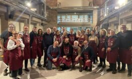 ﻿Natale per Tutti” - servito il pranzo ad oltre 150 persone all'iniziativa di solidarietà
