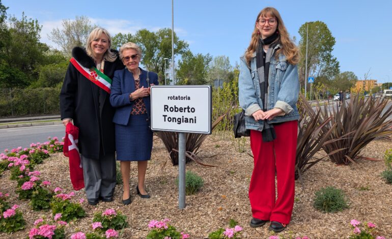 Intitolata al professore Roberto Tongiani la rotatoria tra via Bargagna e via Frascani