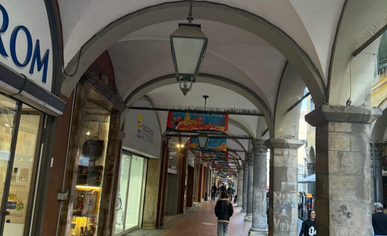 Tradizioni storiche, banner e adesivi calpestabili in Borgo