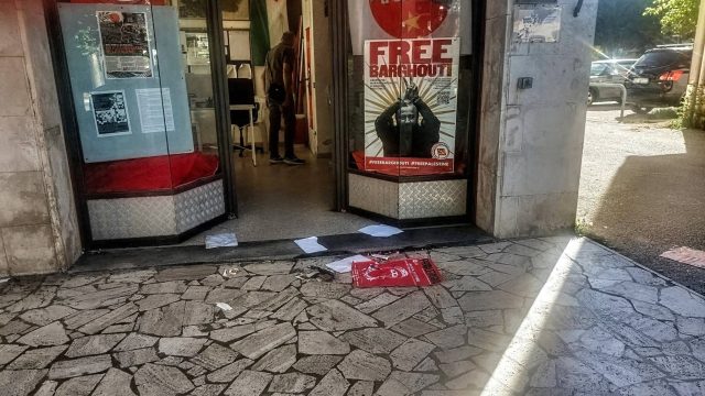 Vandalizzata la sede di Rifondazione Comunista di Pontedera